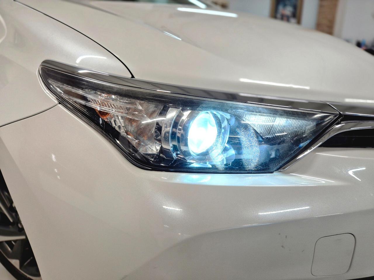 Toyota Auris 1.8 Hybrid Active