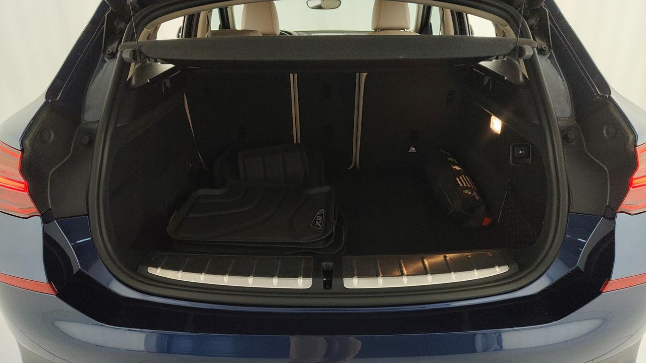 BMW X2 F39 - X2 F39 - X2 sdrive16d Business X