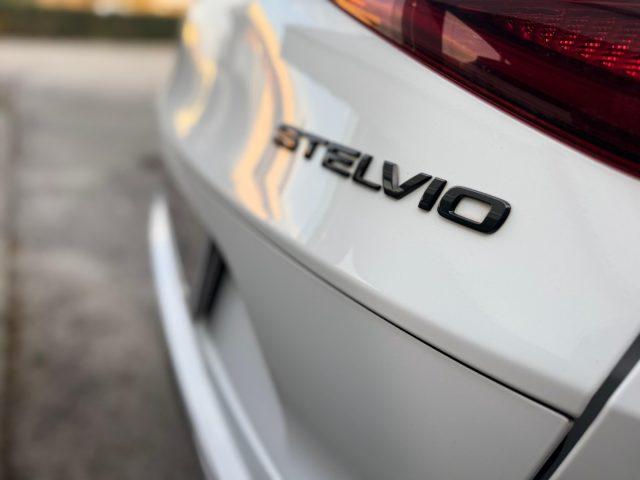 ALFA ROMEO Stelvio 2.2 TURBODIESEL 210 CV AT8 Q4 VELOCE *UNIPROP*