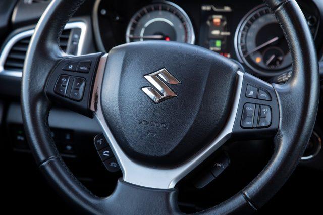 SUZUKI S-Cross 1.4 Hybrid Top+