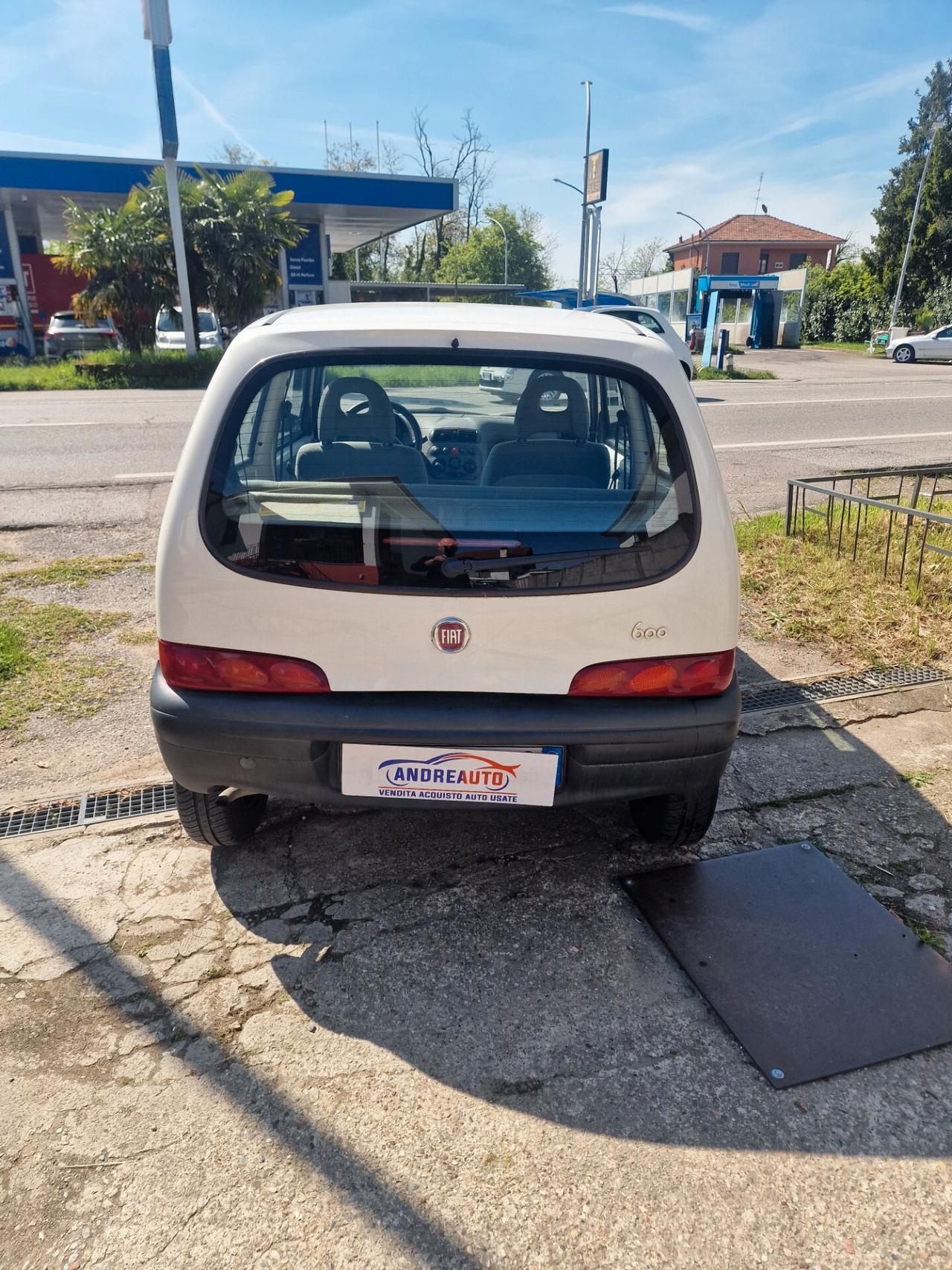 Fiat 600 Distribuzione nuova.