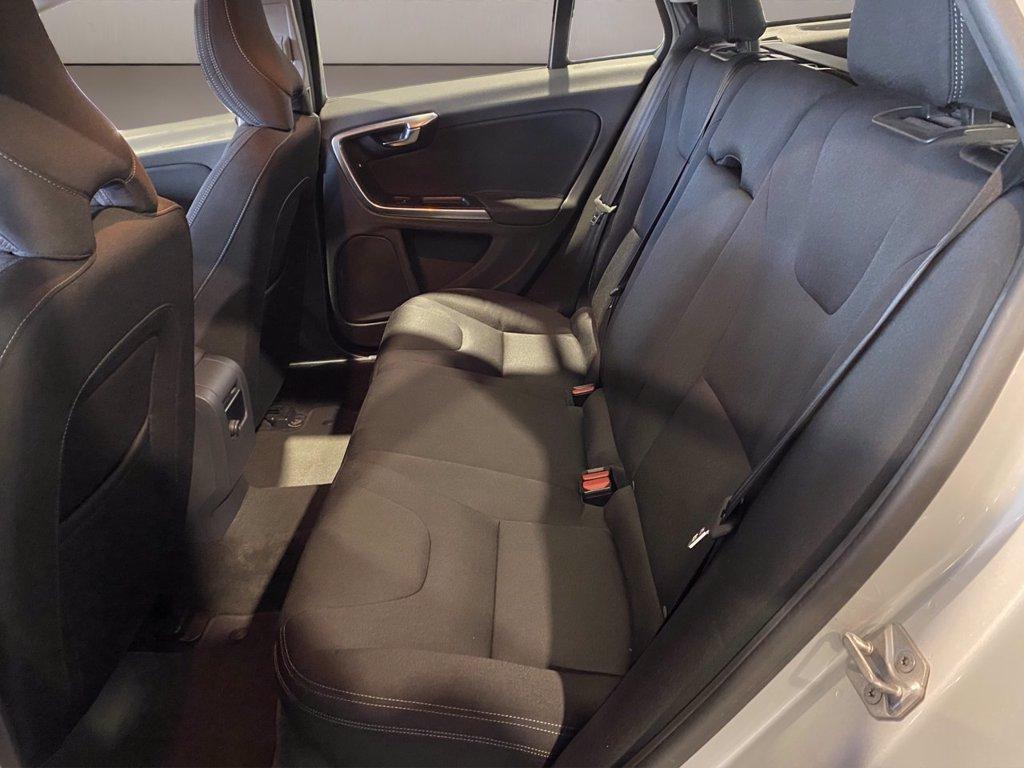 VOLVO V60 1.6 d2 Business del 2015