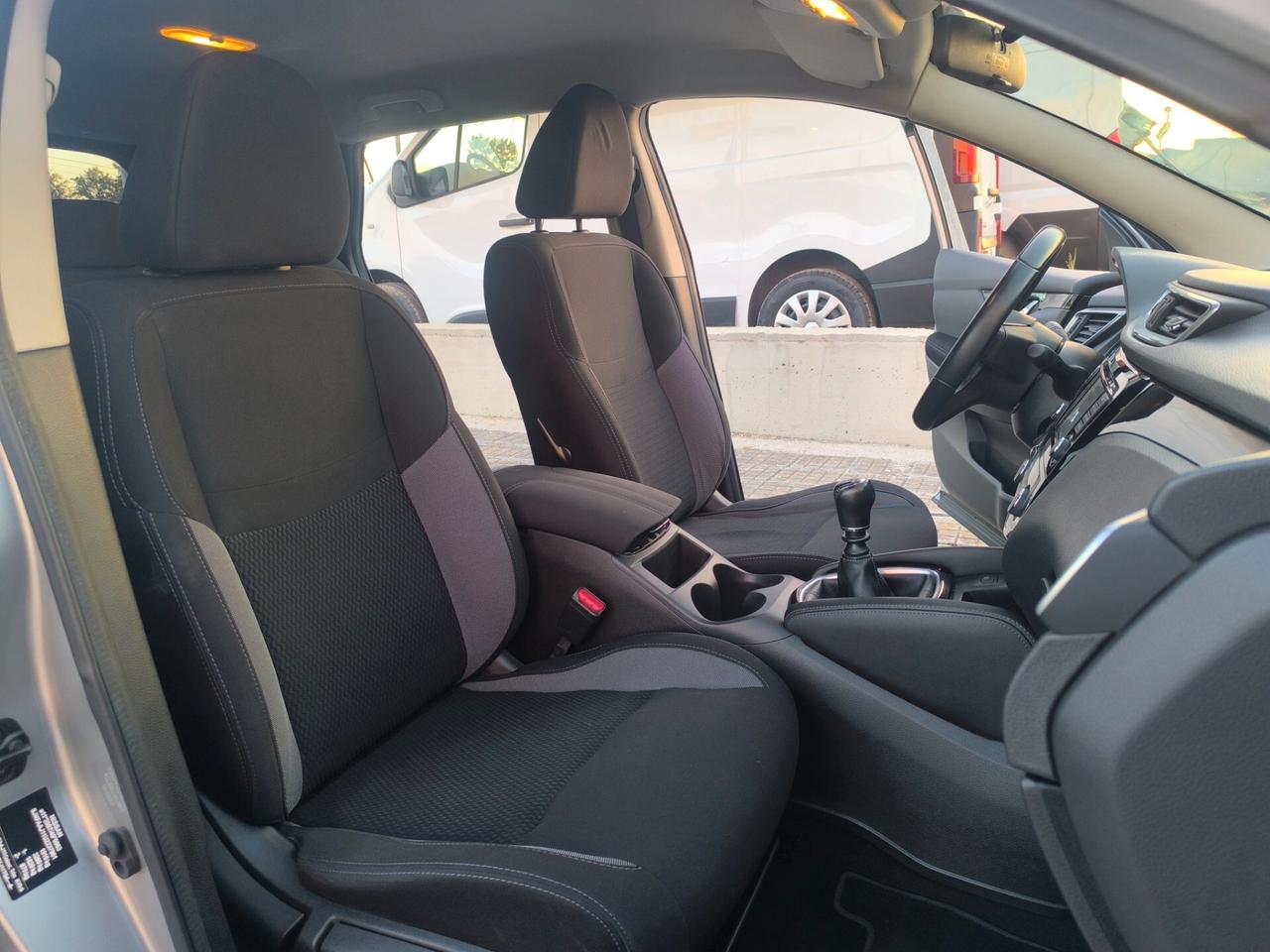 NISSAN QASHQAI 1.5 DIESEL 110cv NAV/RETROCAMERA