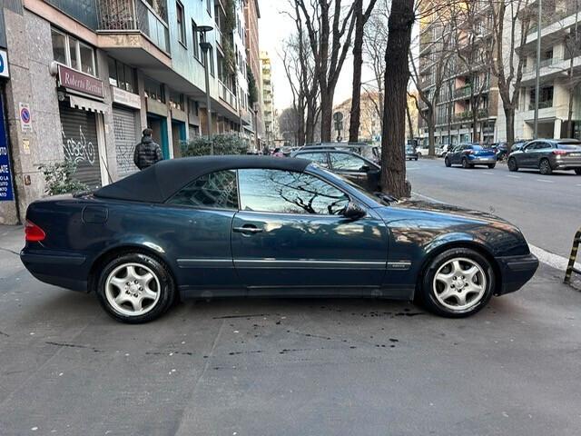 Mercedes-benz CLK 200 Kompressor cat Cabrio Elegance