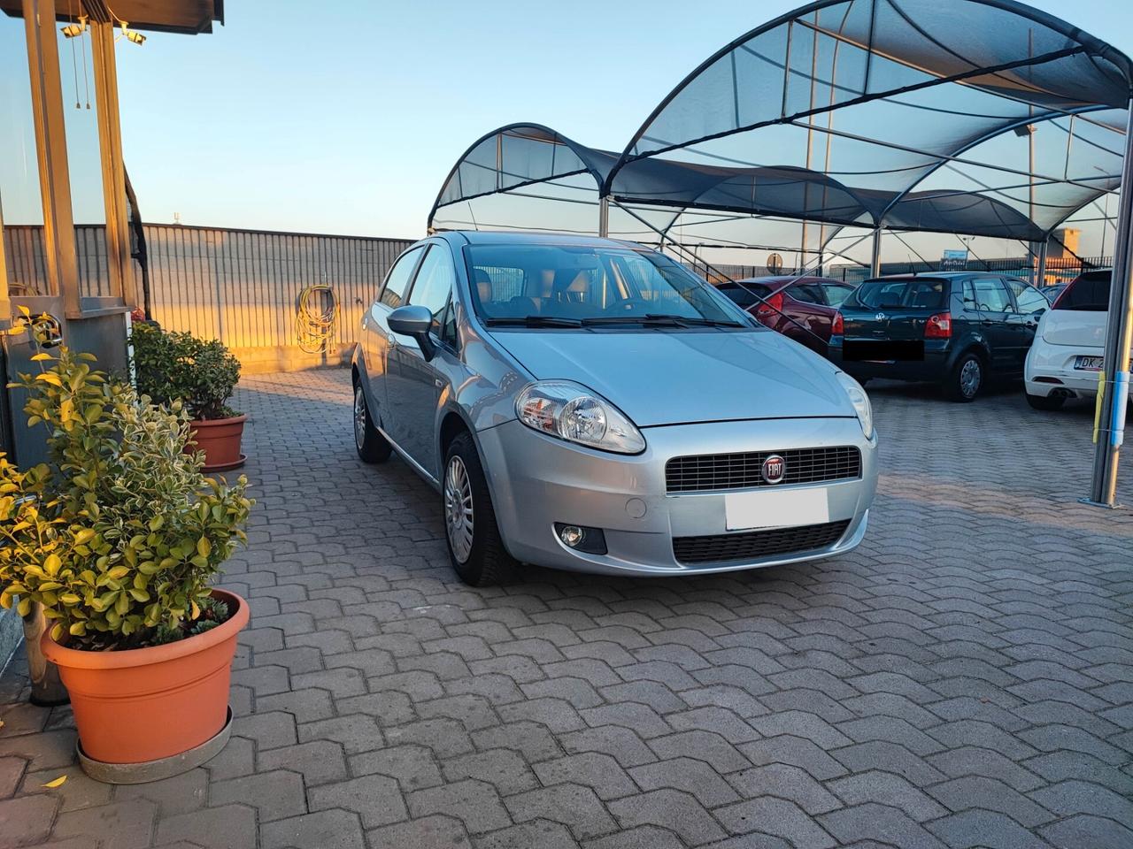 Fiat Grande Punto 1.2 5 porte uni-pro