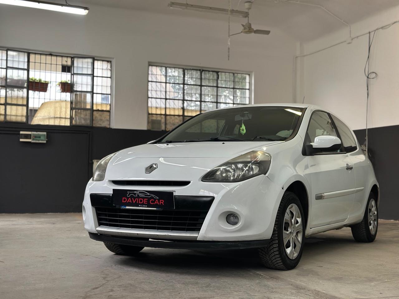 Renault Clio 1.2 16V 3 porte Dynamique