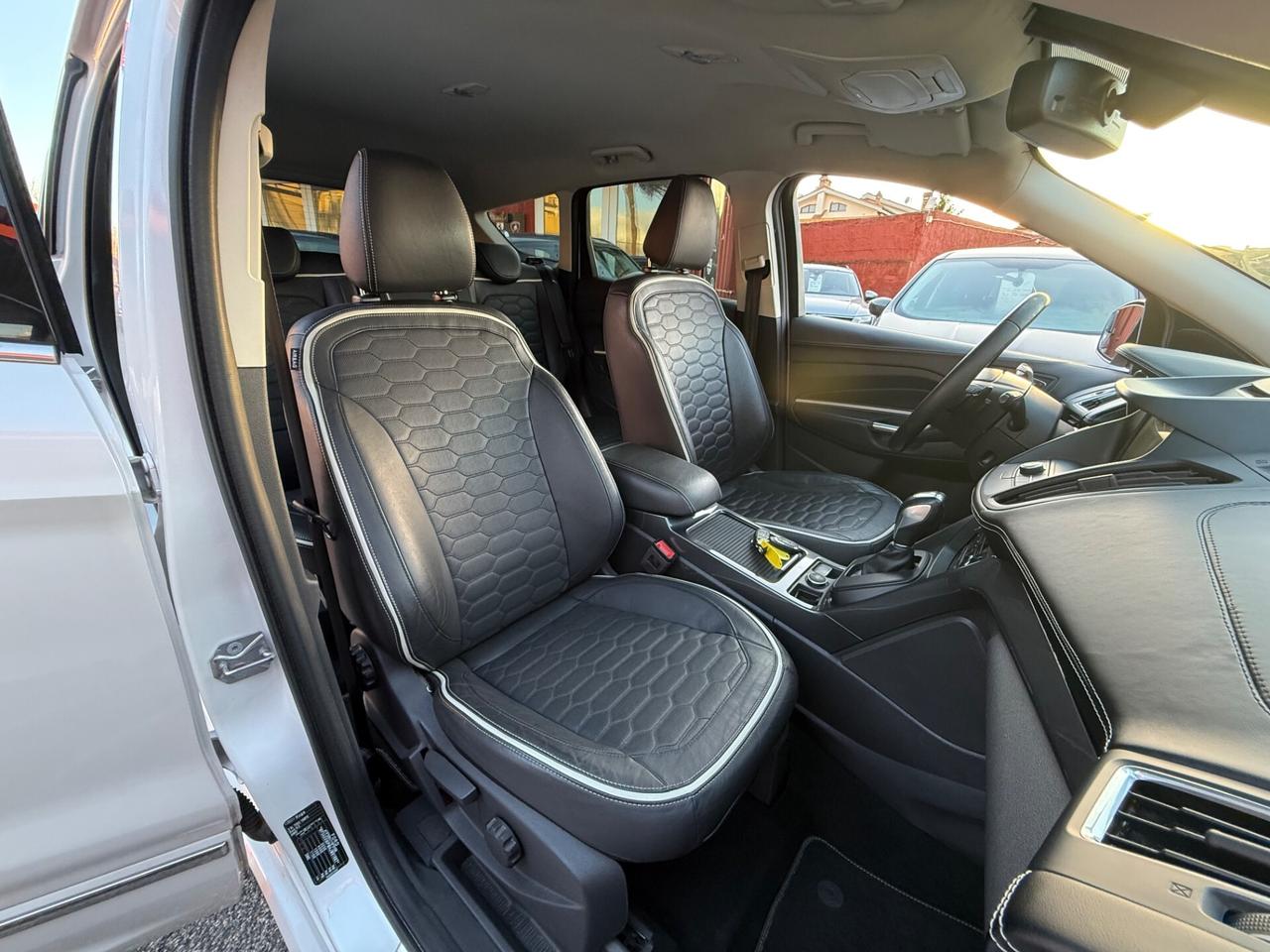 Kuga 2.0 TDCI 150 CV-4x4-AUTOMATICA-VIGNALE-rate