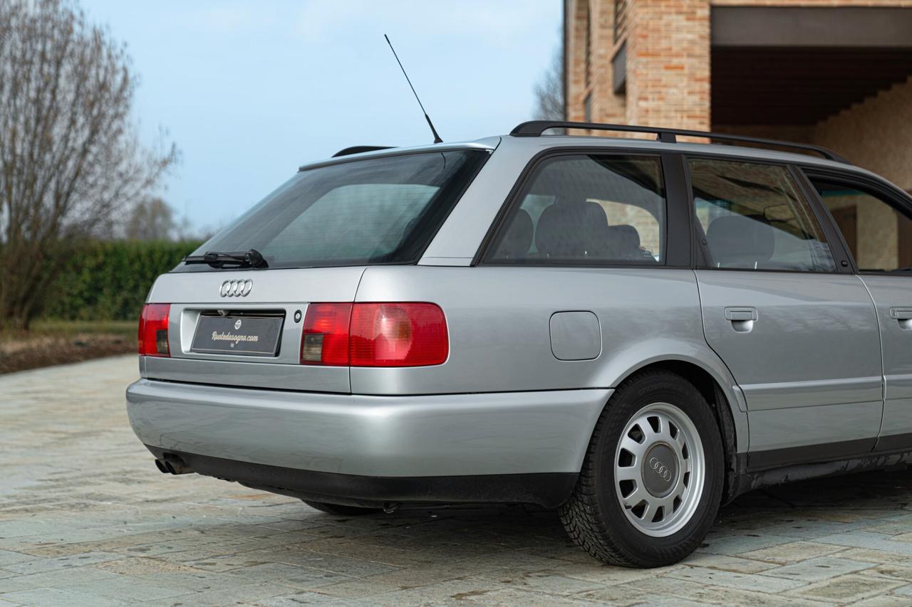 Audi A6 AVANT QUATTRO - RDS01731