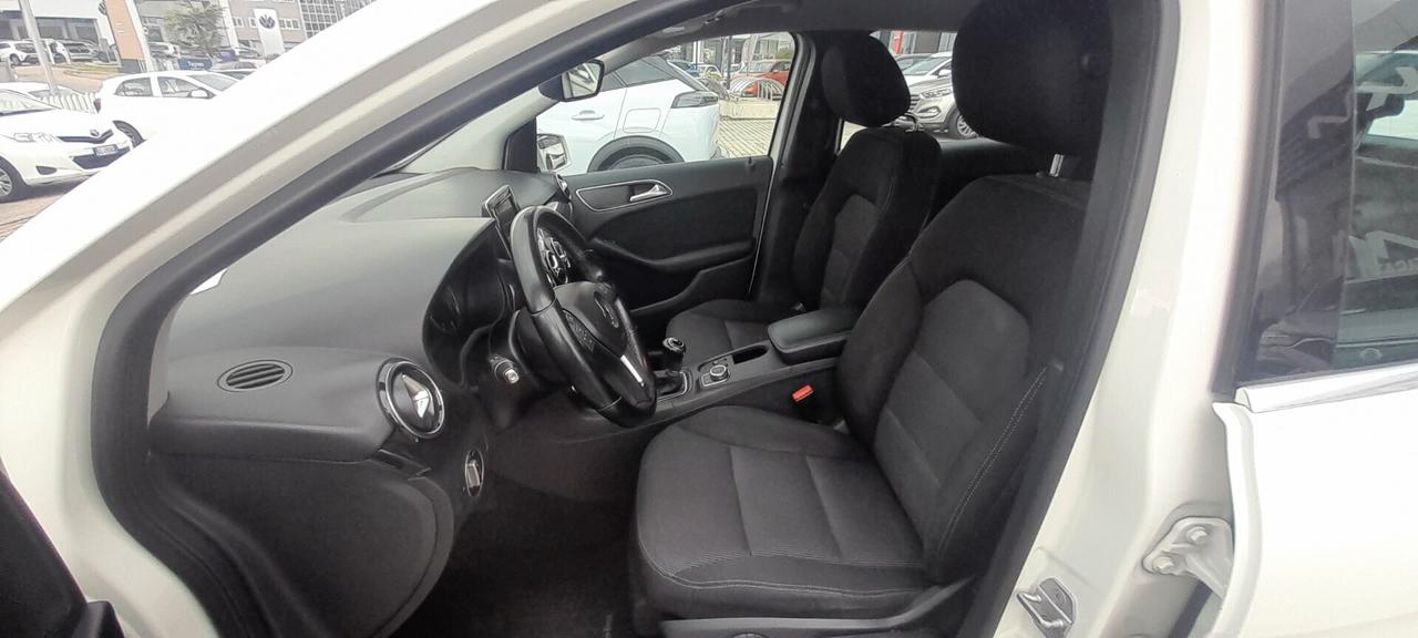 Mercedes-benz B 200 d Executive