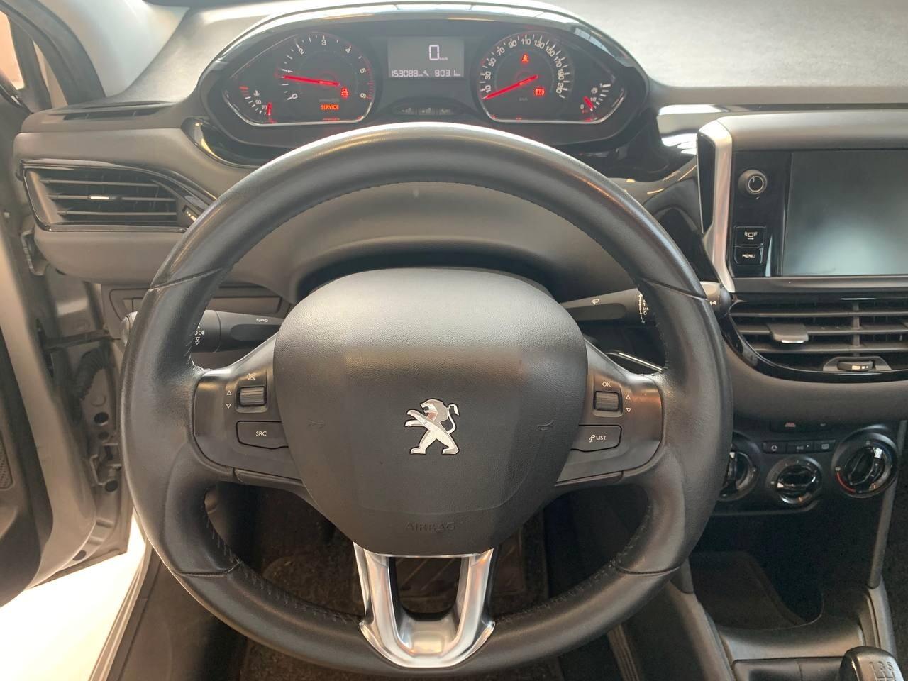 Peugeot 208 1.4 HDi 68 CV 5 porte Allure