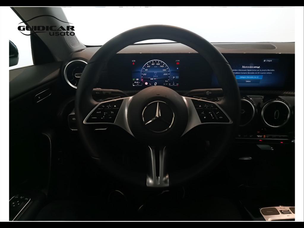 Mercedes-Benz CLA Sh.Brake - X118 2023 - CLA Shooting Brake 180 d Advanced auto