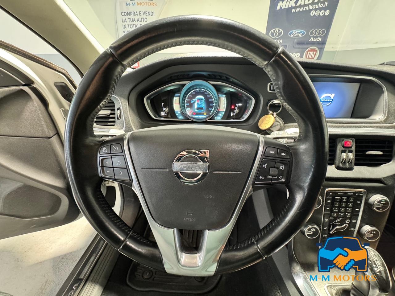 Volvo V40 Cross Country 2.0 d3 Summum s/b-xeno geartronic