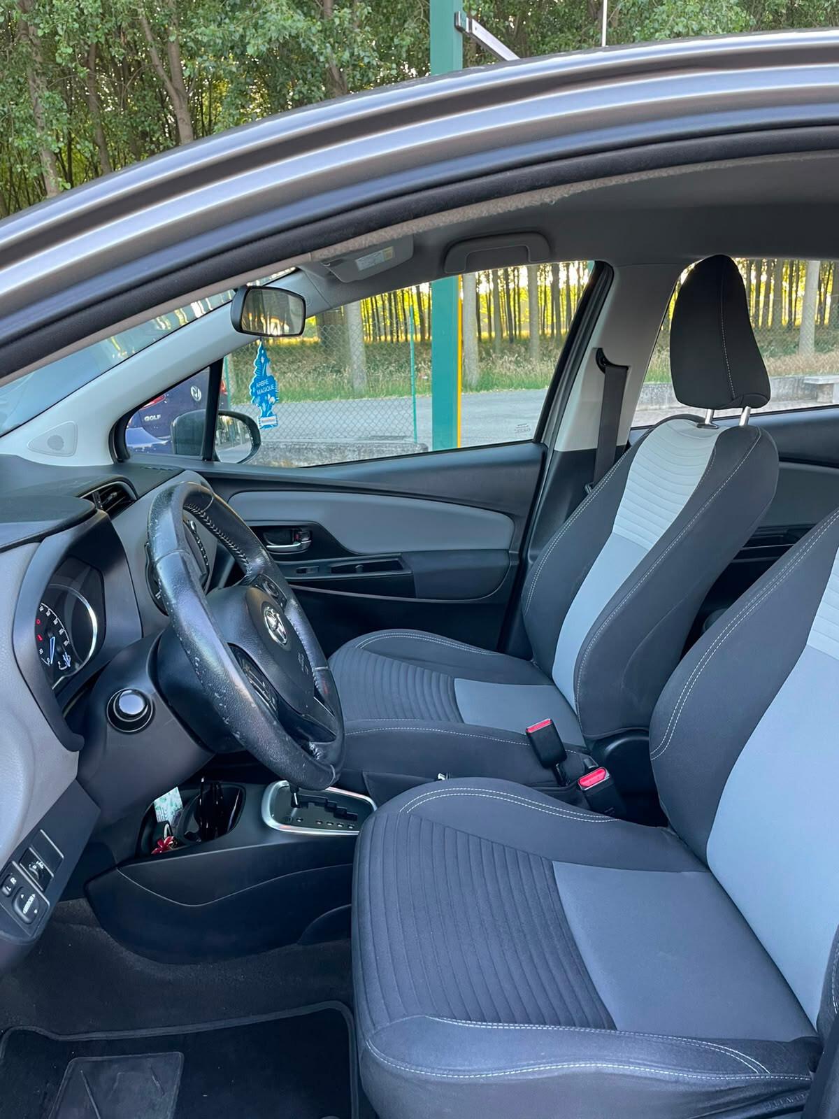 Toyota Yaris 1.5 Hybrid 5 porte Active