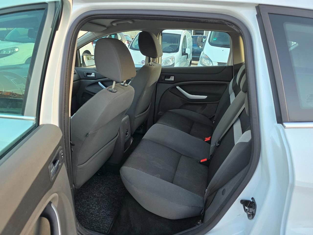 Ford Kuga 2.0 TDCi 140 CV 2WD Titanium DPF