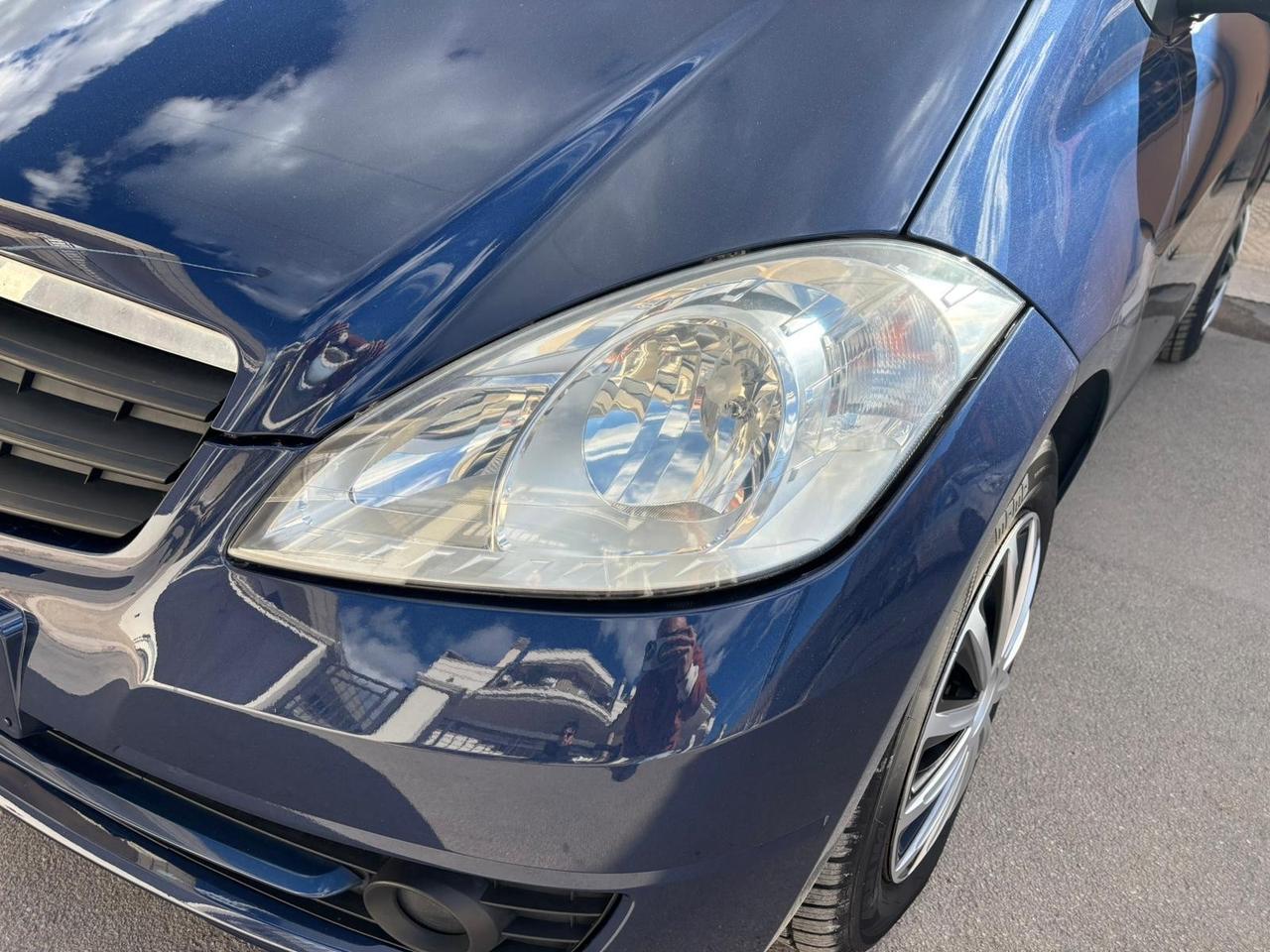 Mercedes-benz A 160 CDI BlueEFFICIENCY Avantgarde