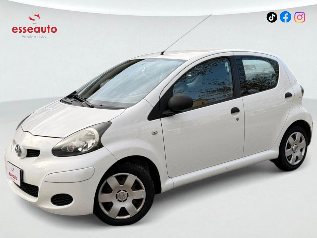 Toyota Aygo 1.0 12V VVT-i 5 porte Deep Ocean Connect