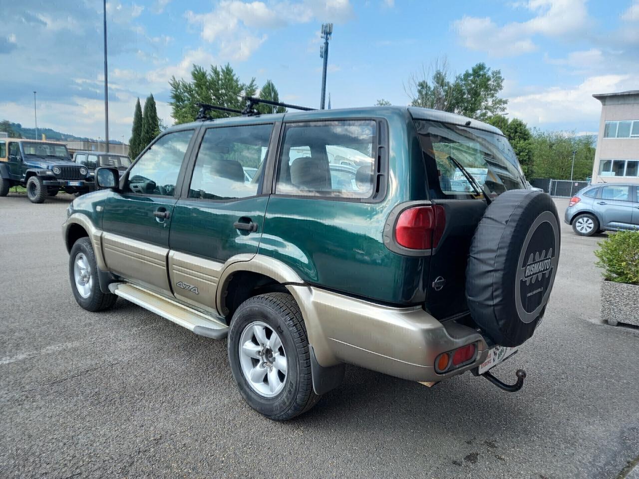 Nissan Terrano II Terrano II 2.7 Tdi 7 posti Luxury