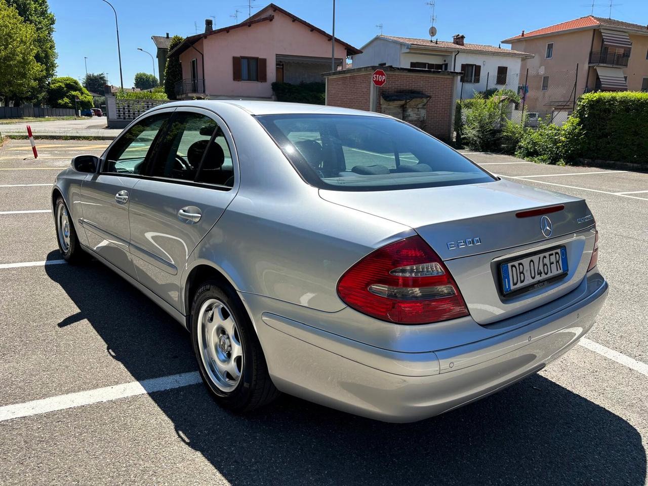 Mercedes-benz E 200 K METANO