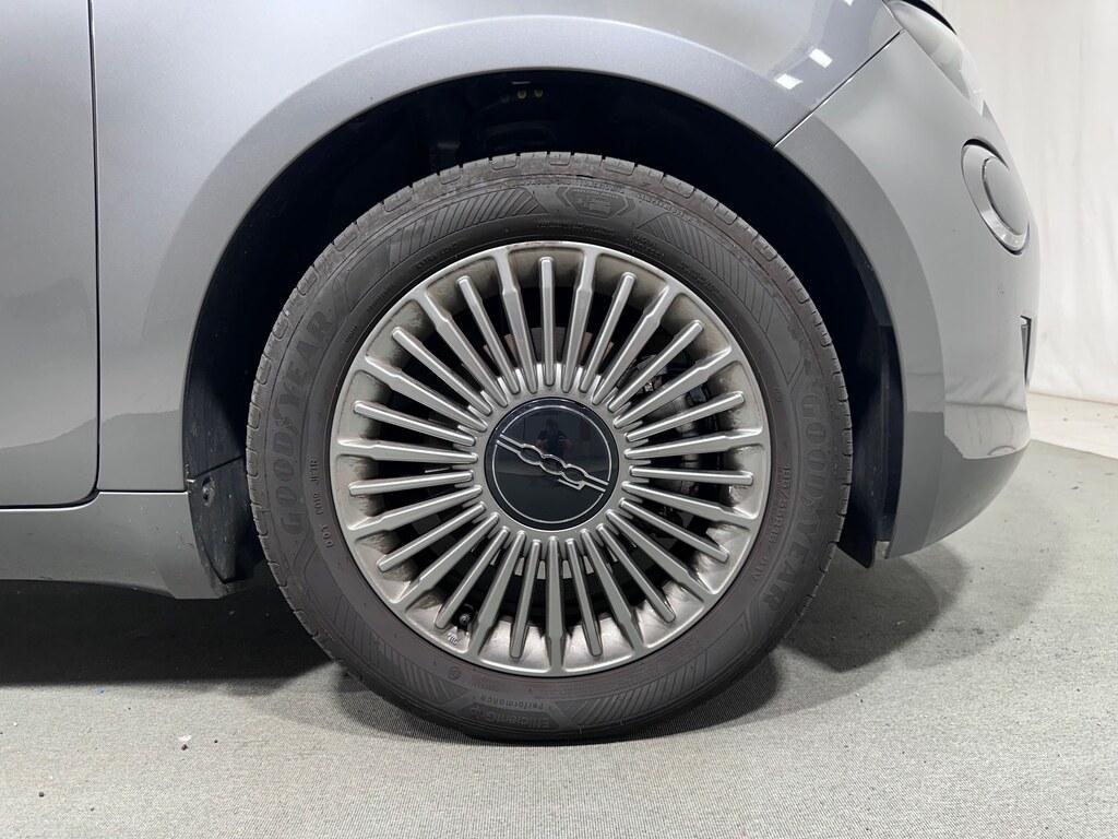 Fiat 500 e Icon +