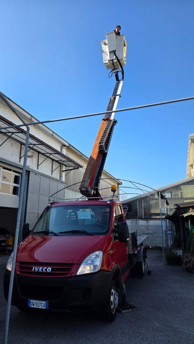 IVECO Ecodaily (2009-11) 29L10 2.3 Hpi PM CESTELLO TELES. COMET