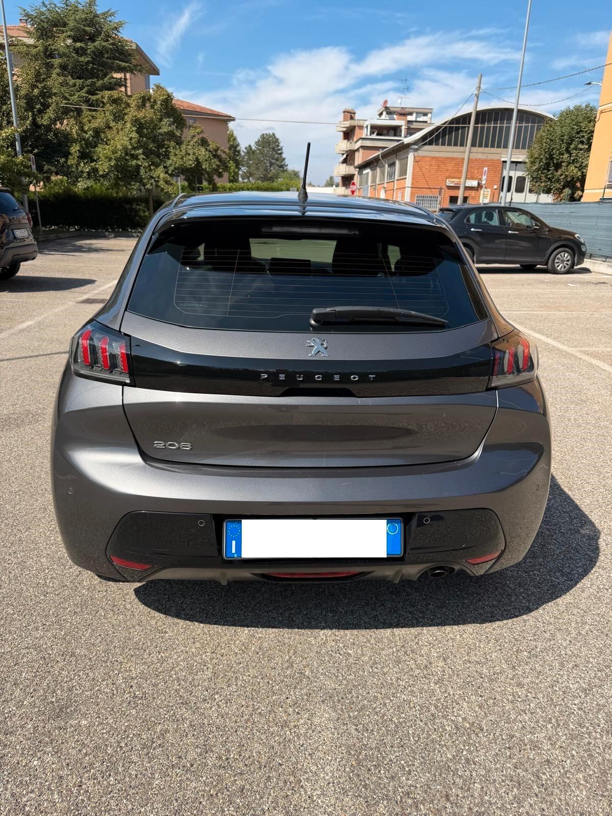 Peugeot 208 1.2 - NAV. - NEOPATENTATI - 12 MESI DI GARANZIA -