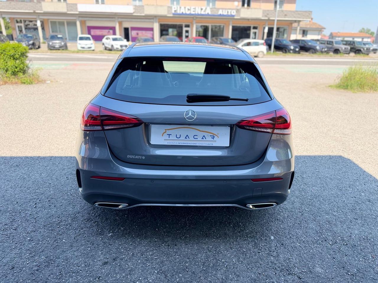 Mercedes-Benz A 180 AMG Line Premium A 180 #10569