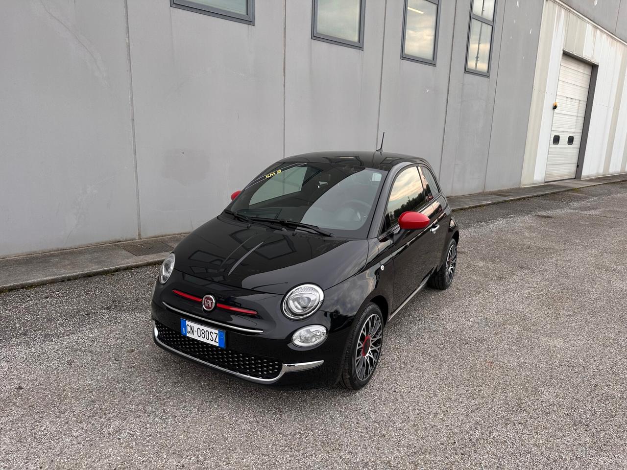 Fiat 500 1.0 Hybrid Red