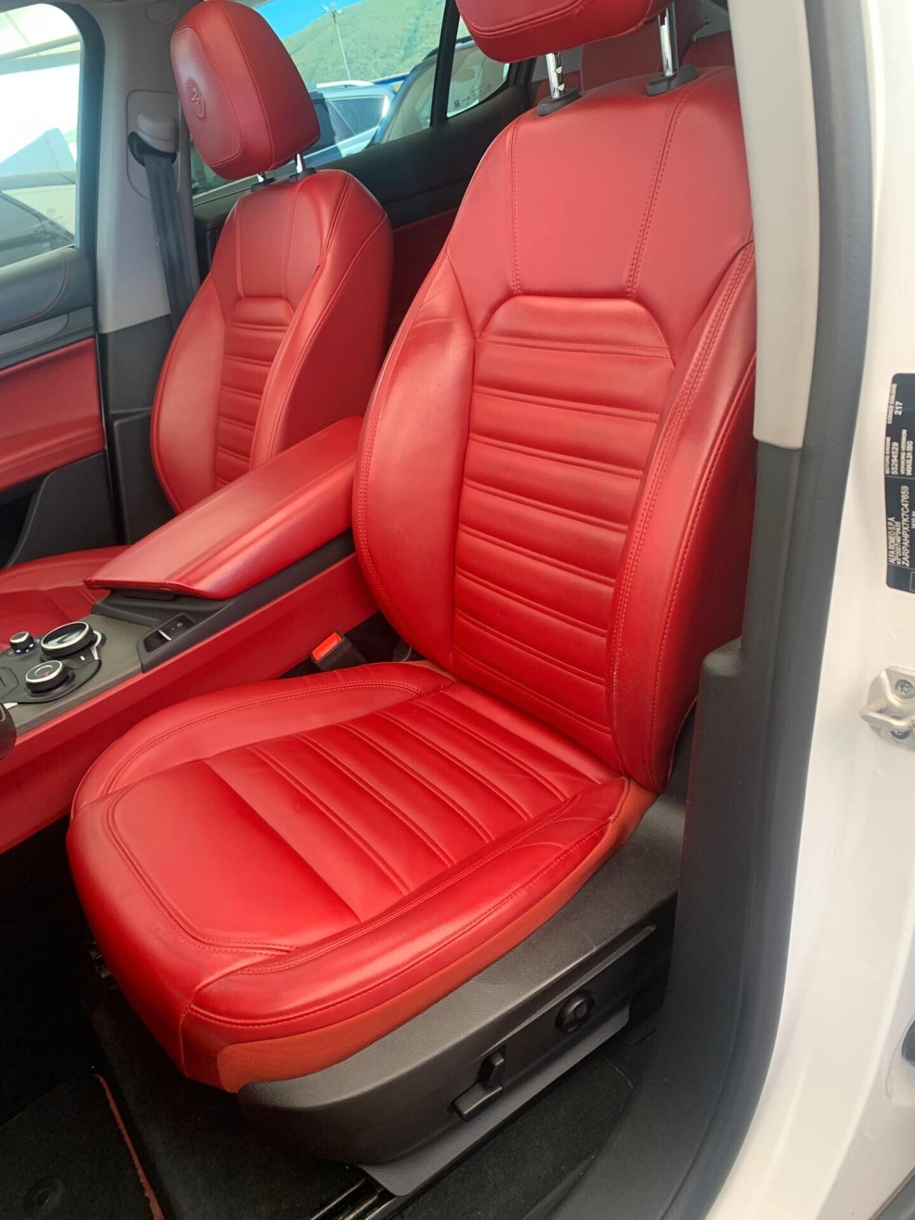 Alfa Romeo Stelvio 210 CV Q4 full tetto uniprò