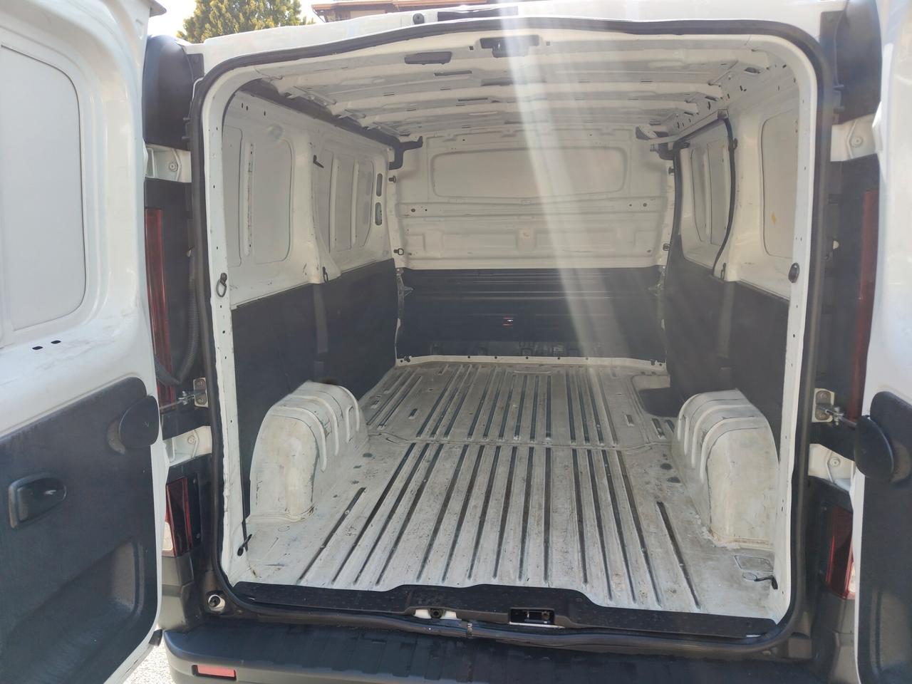 Renault Trafic 1.6 dci furgone