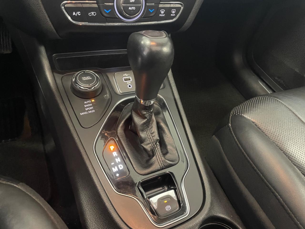 Jeep Cherokee 2.2 Mjt AWD Active Drive II Overland TETTO