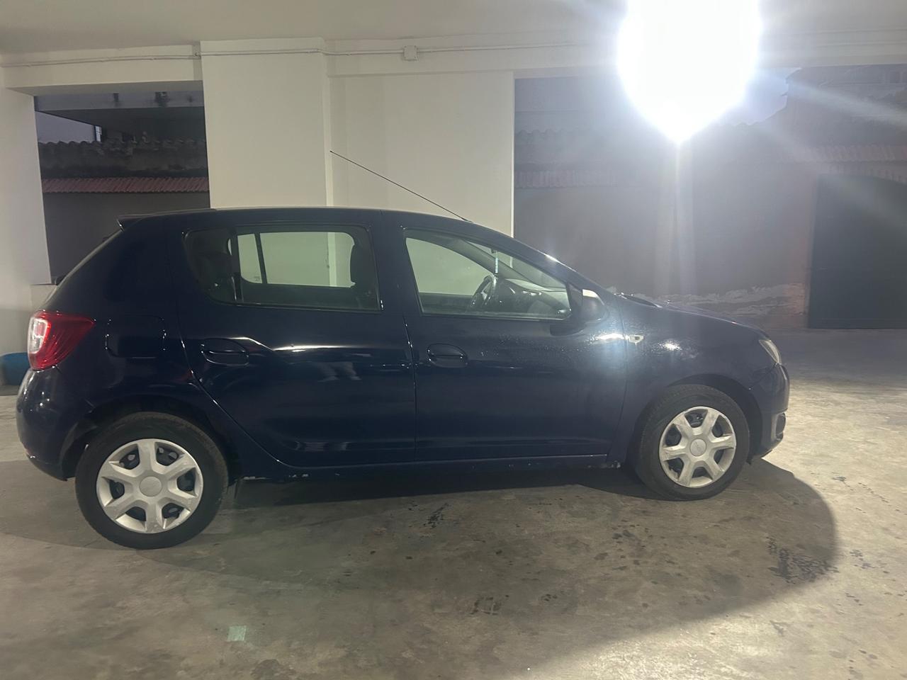 Dacia Sandero 1.2 GPL 75CV