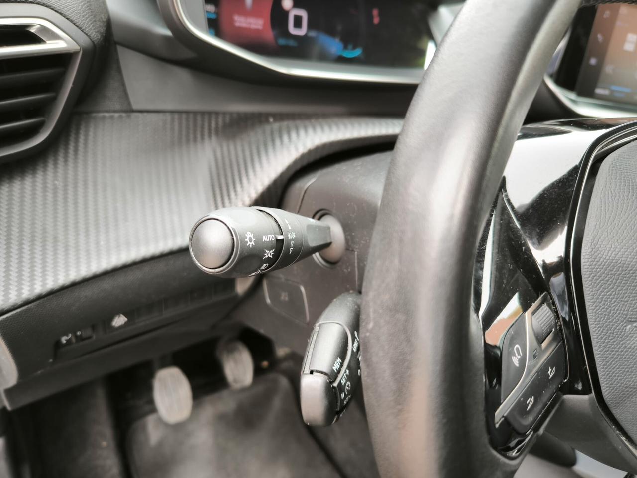 Peugeot 2008 PureTech Turbo 130 S&S Allure