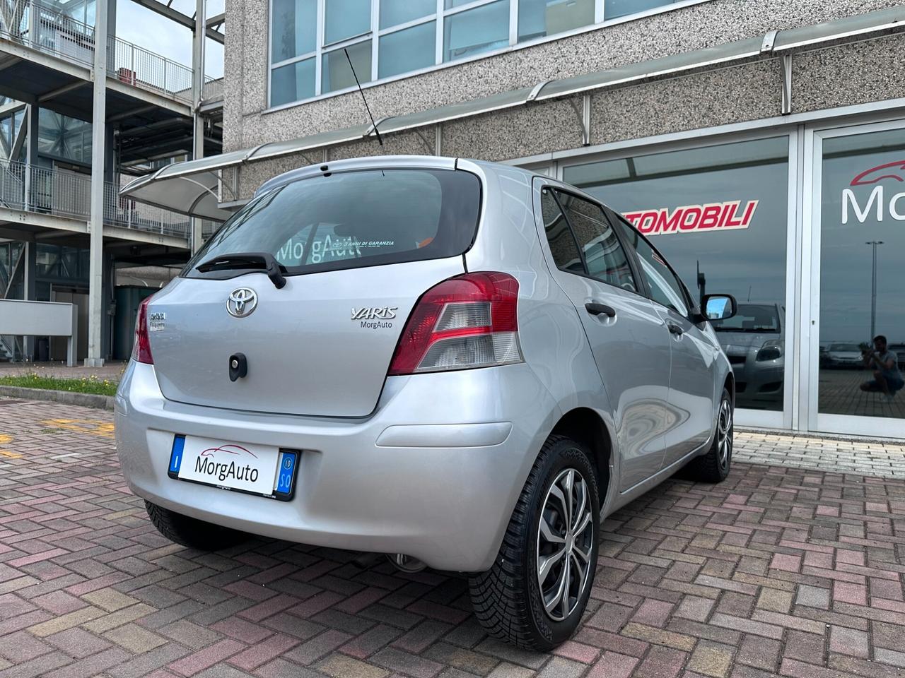 Toyota Yaris 1.0i 69CV 5PORTE! UNICO PROPRIETARIO! NEOPATENTATI