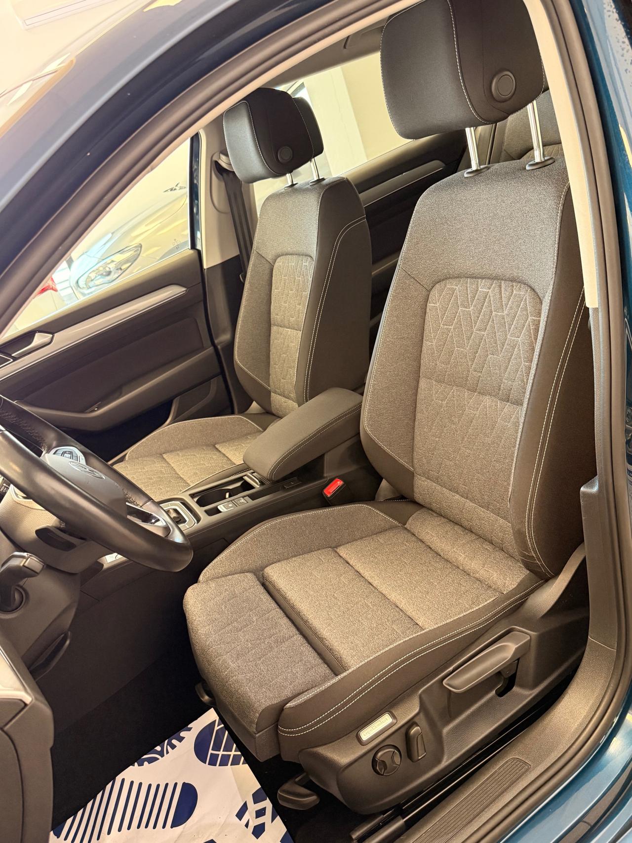 Volkswagen Passat Variant 2.0 tdi Business 150cv dsg