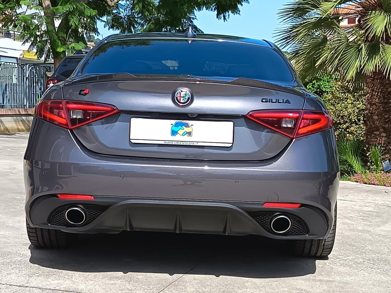 Alfa Romeo Giulia 2.2 Turbodiesel 210 CV AT8 AWD Q4 Veloce