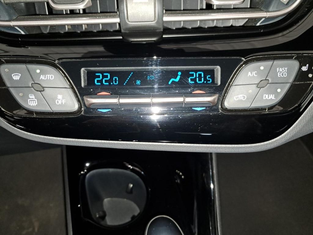 TOYOTA C-HR 1.8 Hybrid E-CVT Trend