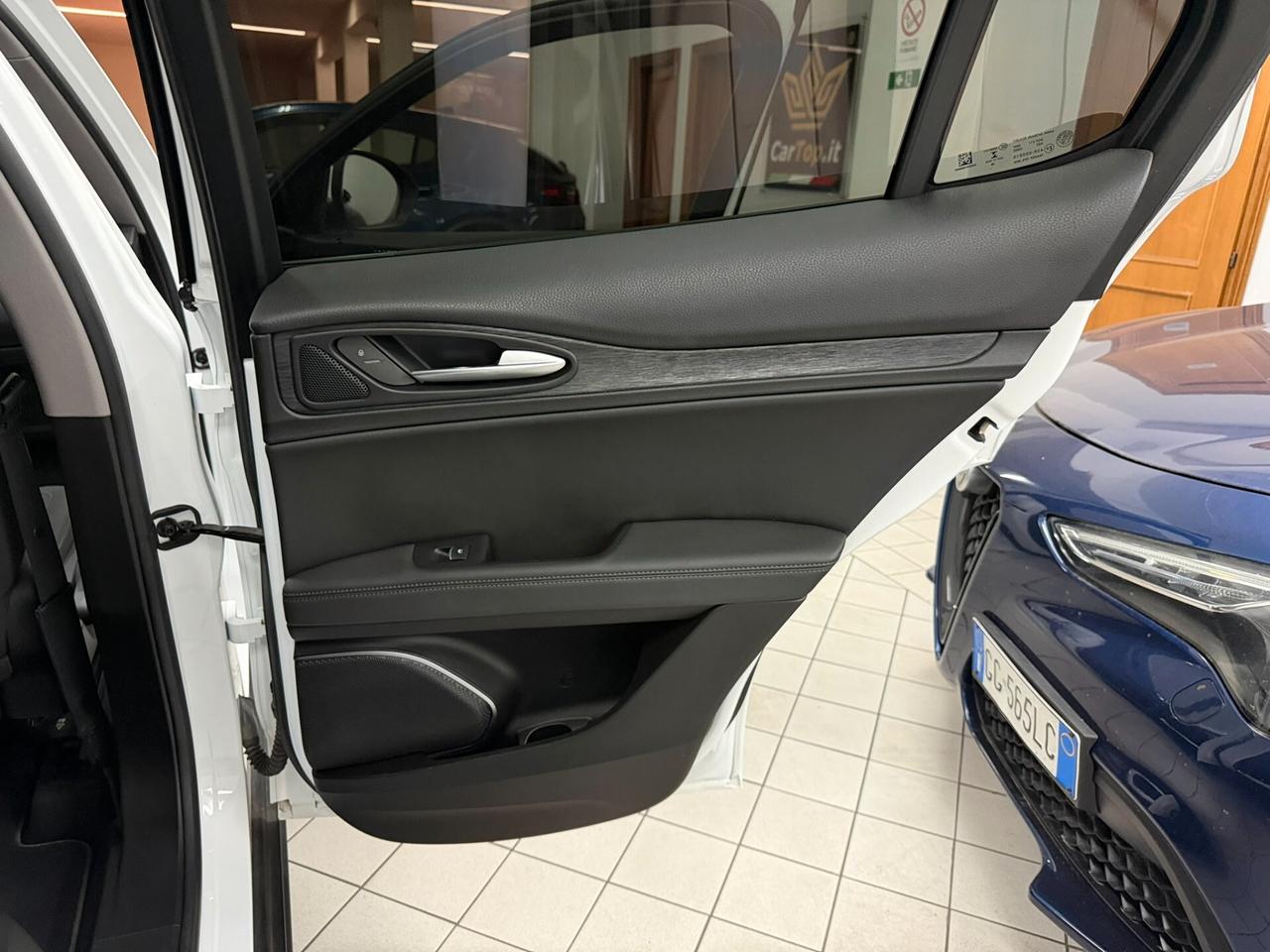 2.2 TD 160CV BUSINESS VETRI SCURI NAVIGAZIONE TAGLIANDATA