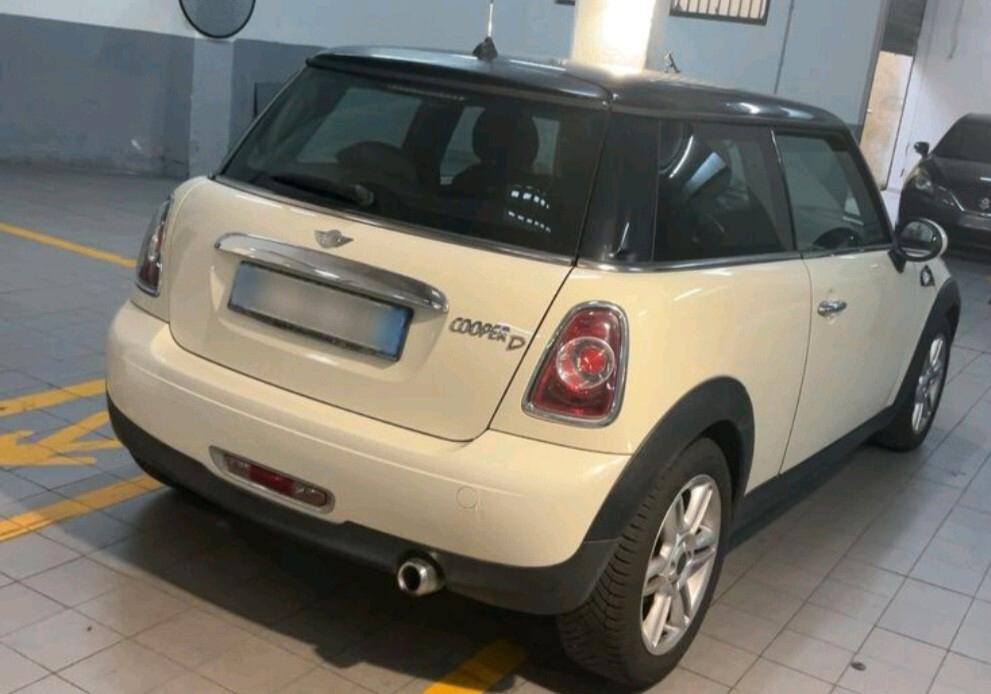 Mini Cooper 1.6 tdi 110 Cv 2011