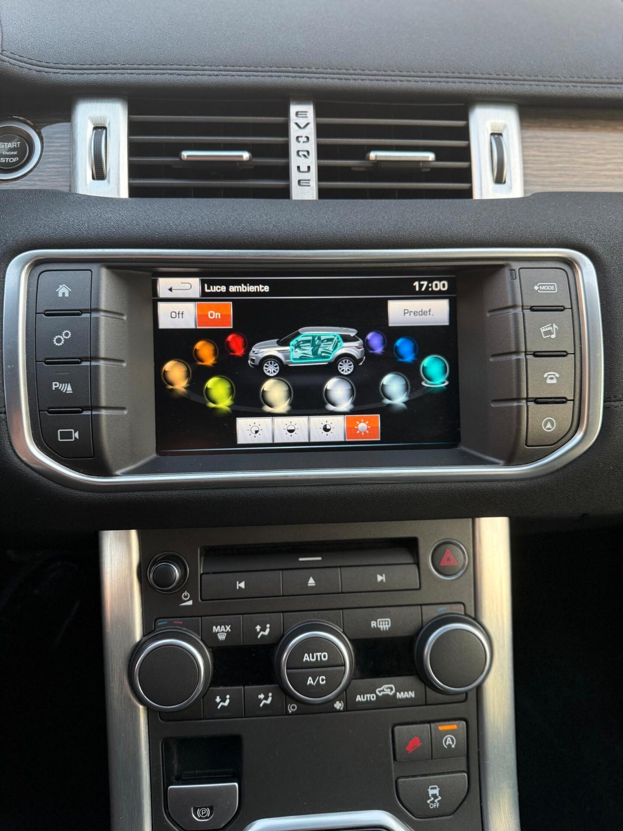 Land Rover Range Evoque 2.0 TD4 180 CV 5p. Pure