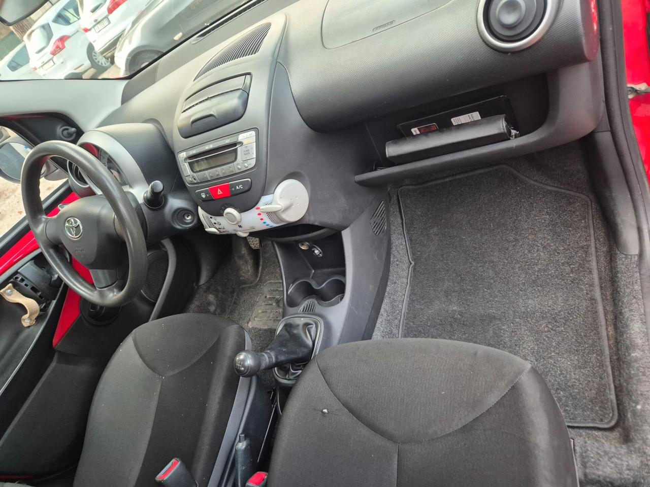 Toyota Aygo 1.0 12V VVT-i 5 porte Active Connect