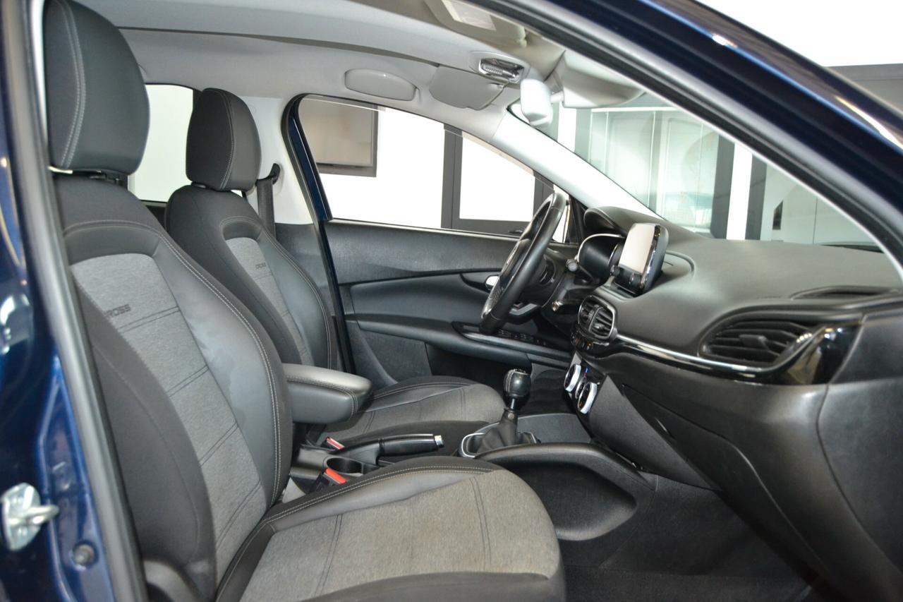 Fiat Tipo 1.6 Mjt 130Cv Cross Navi/LED/CruiseADD/PDK