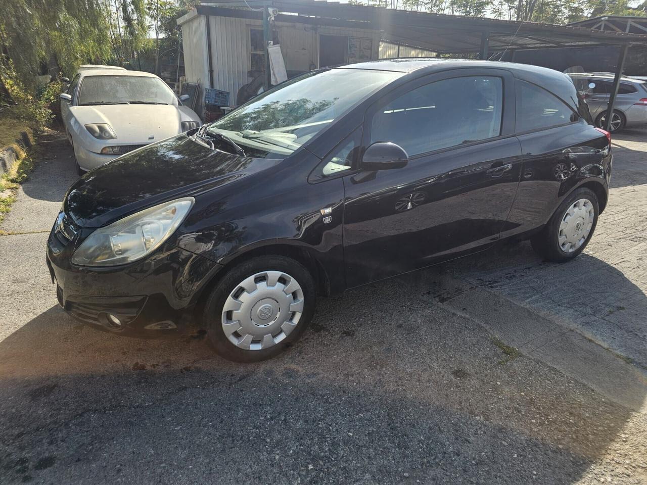 Opel Corsa 1.2 3 porte Club