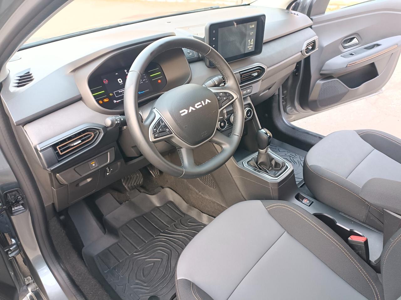 Dacia Jogger Hybrid 7 posti Extreme
