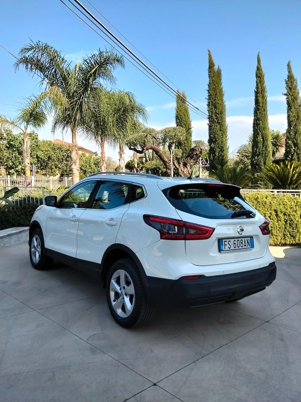 Nissan Qashqai 1.5 dCi N-Connecta