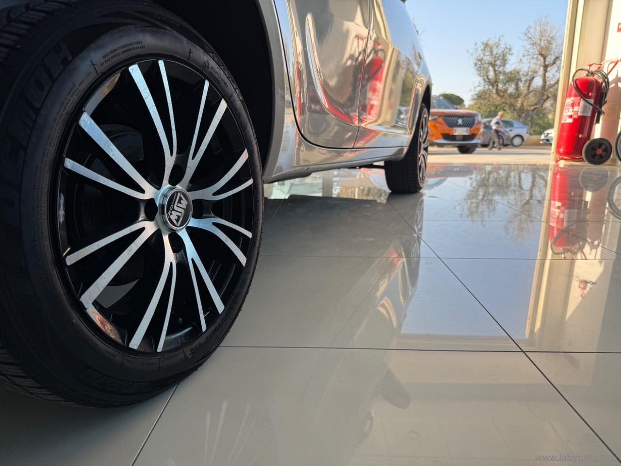 LANCIA Ypsilon 0.9 T.Air 85CV 5p.Met.Ec.Silver