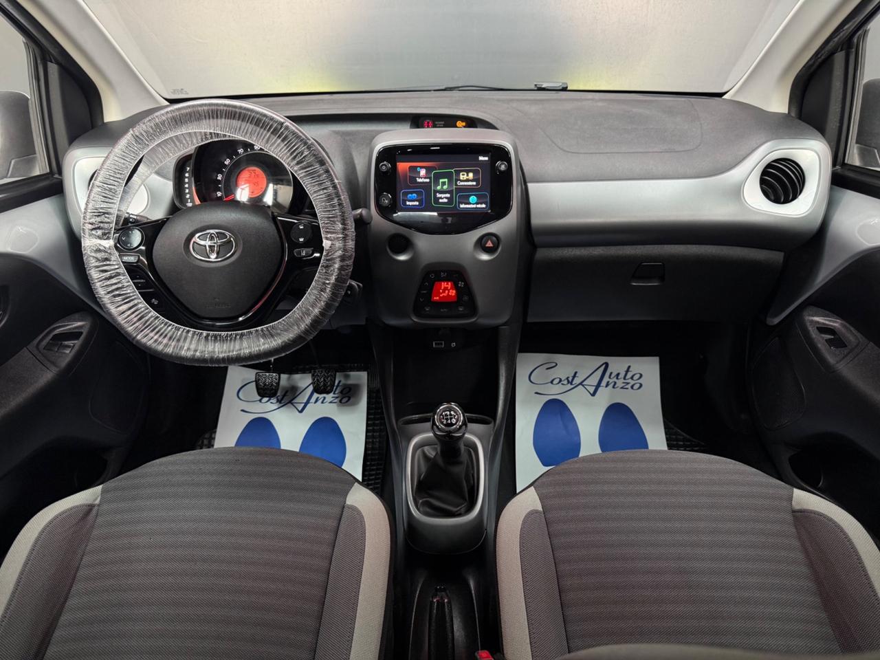 Toyota Aygo 1.0 VVT-i X-Cite 2018 Full