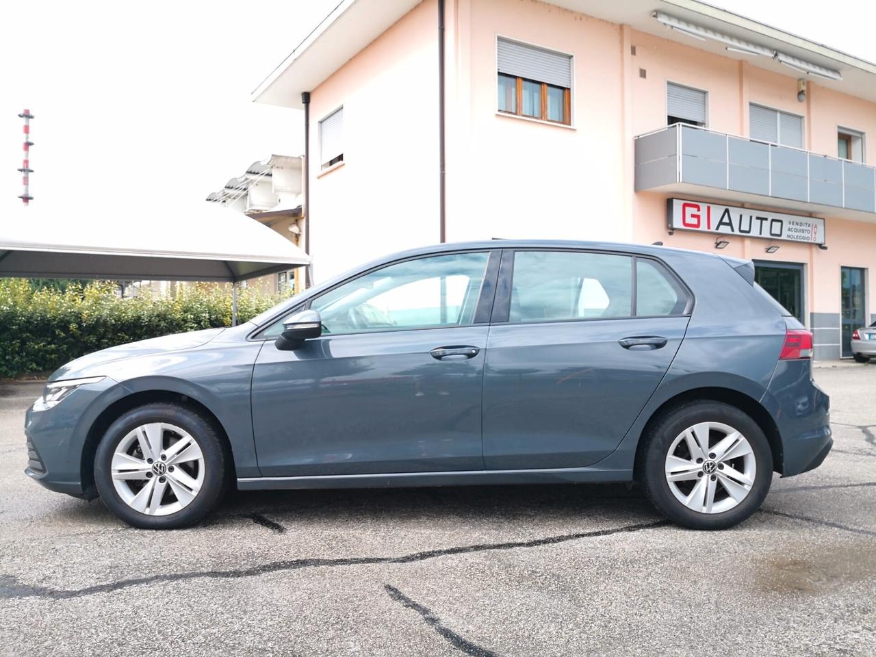 VW Golf 1.0 TSI EVO Life ***CAR PLAY***NAVI***COCKPIT DISPLAY***