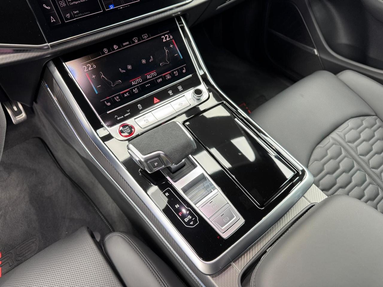Audi RS Q8 Performance 641CV
