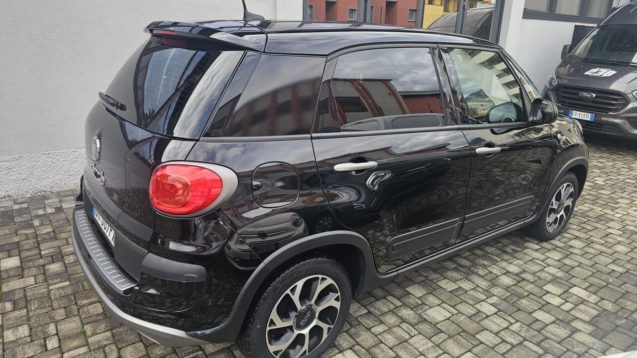 Fiat 500L 1.4 95 CV S&S Cross