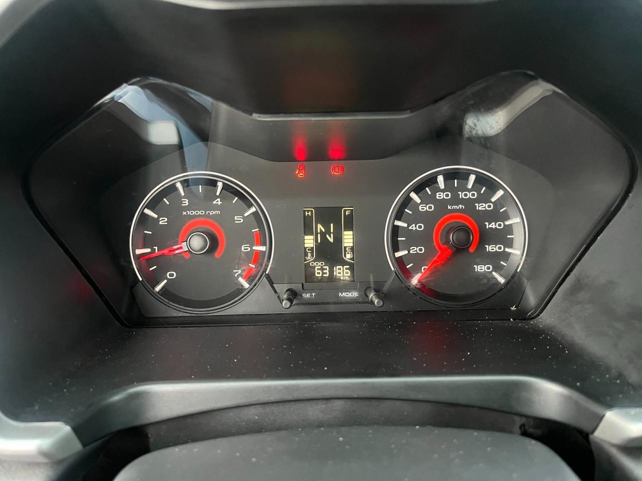 Mahindra KUV100 1.2 VVT M-Bifuel(GPL) K6